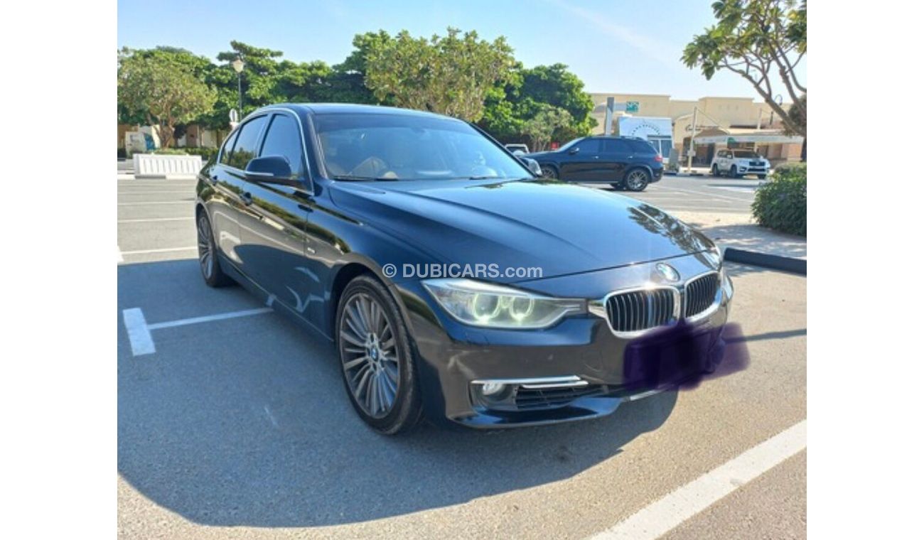 بي أم دبليو 335i 3.0L V6 Twin turbo Luxury line