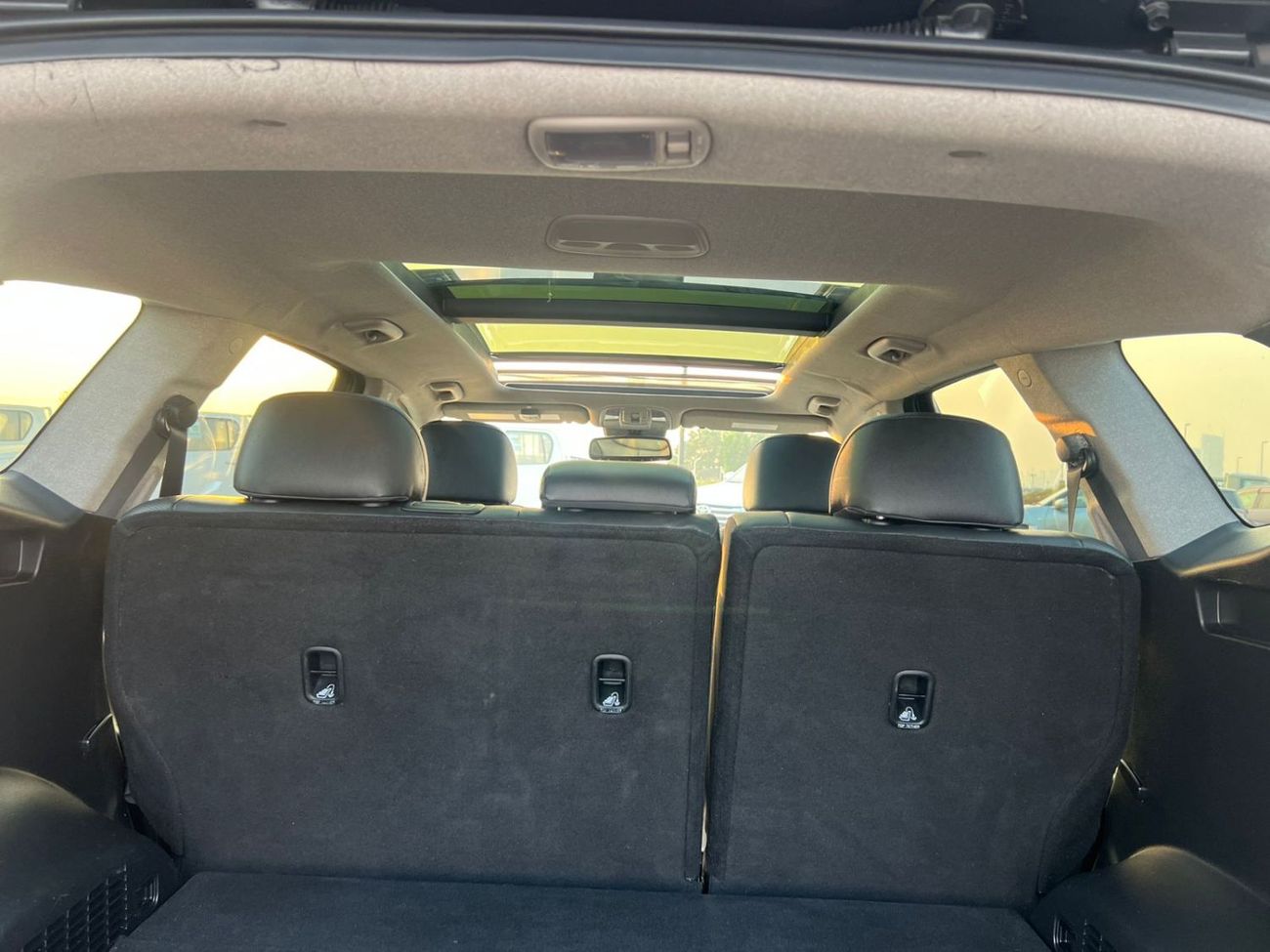 Hyundai Santa Fe 2020 Hyundai Santafe Limited  Panoramic View  - 360* 5 CAM- 2.4L V4 - AWD 4x4 -With Radar & Sensor -