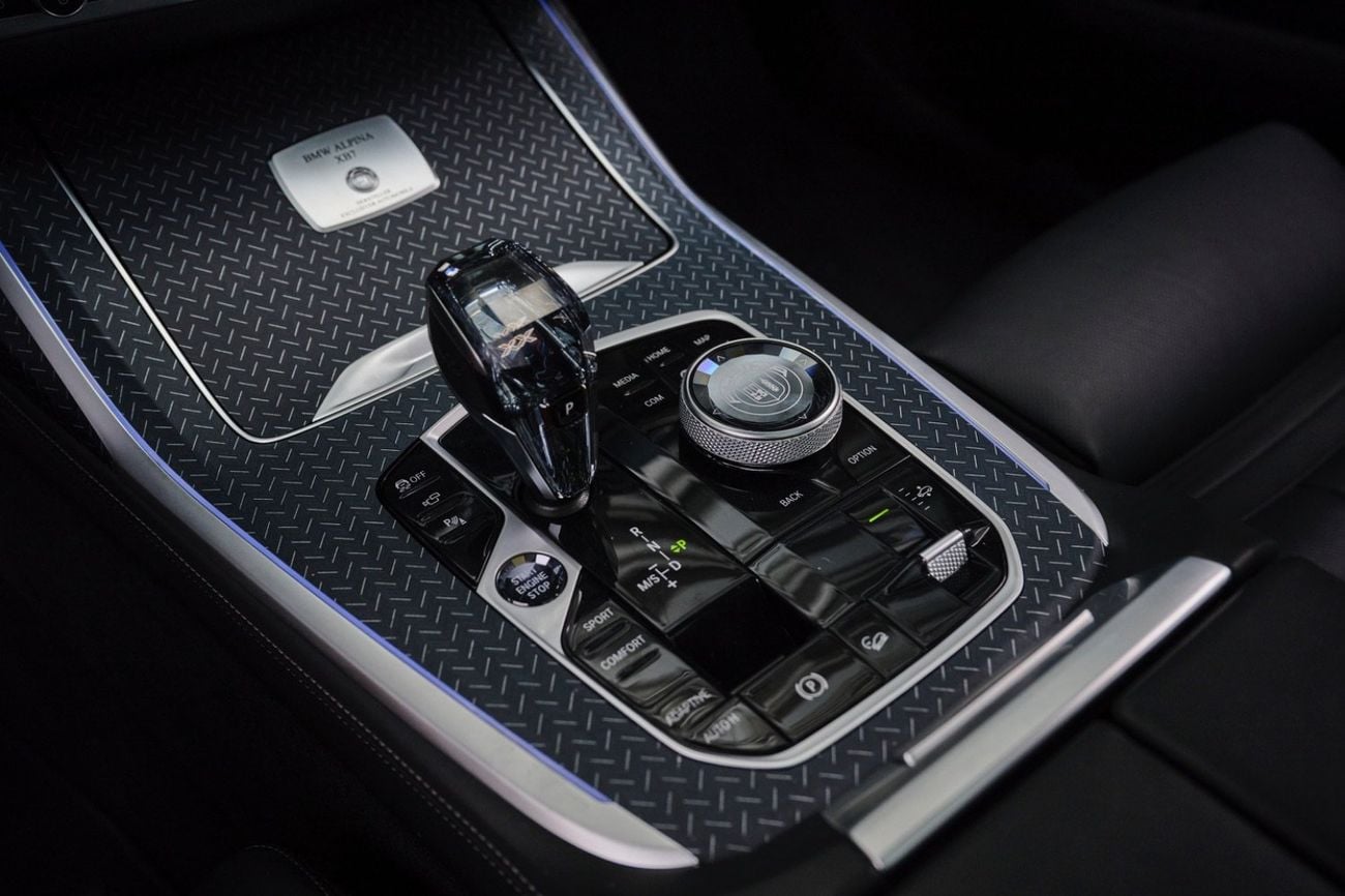 BMW XB7 BMW ALPINA XB &