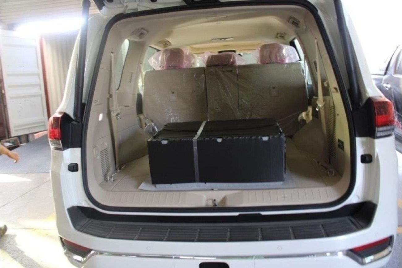 تويوتا لاند كروزر Toyota Land Cruiser VX+ 3.3 Diesel 2024