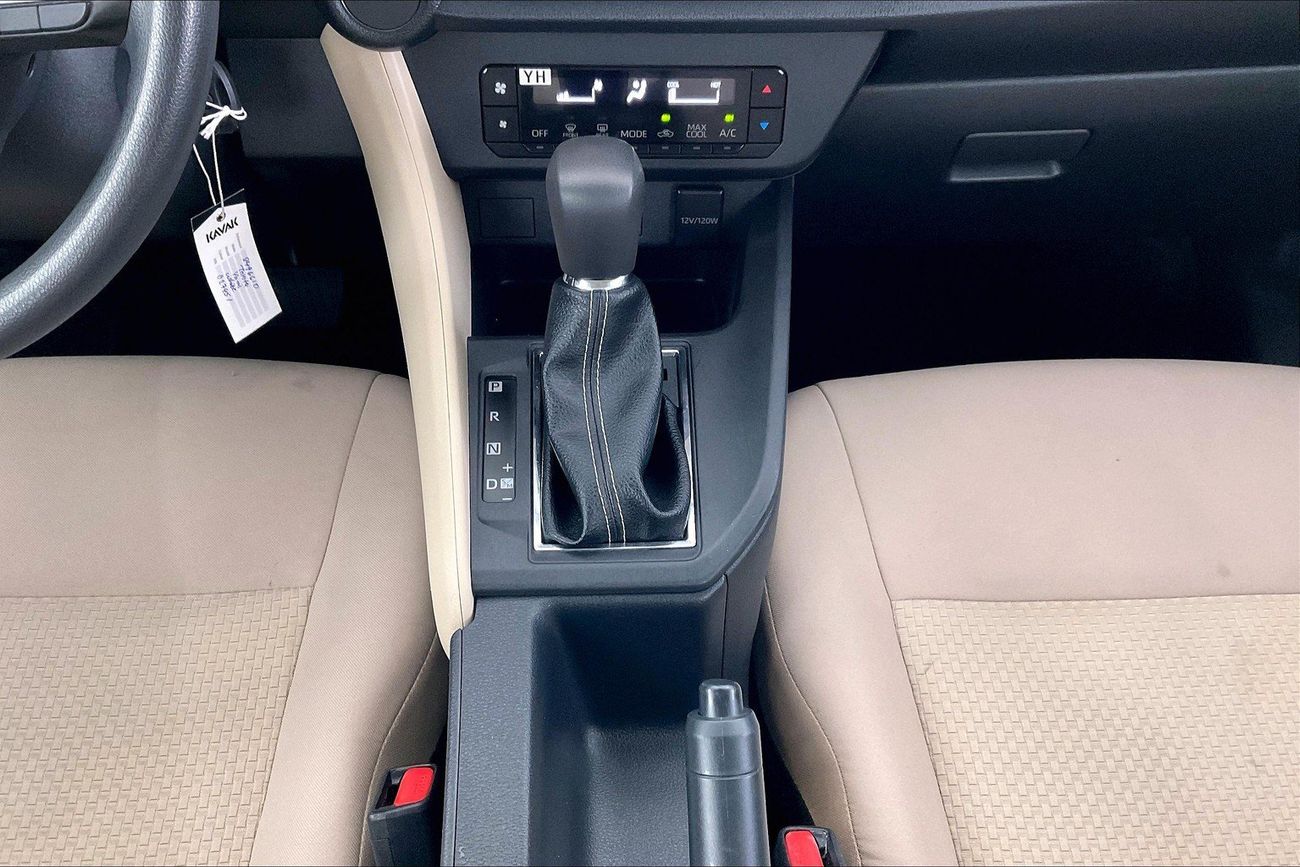 Toyota Yaris E | Guaranteed Warranty | 0 Down Payment