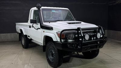 Toyota Land Cruiser Pick Up LAND CRUISER PICKUP ,MODEL YEAR 2020 ,DIESEL 4.5 LITER ,RIGHT HAND DRIVE