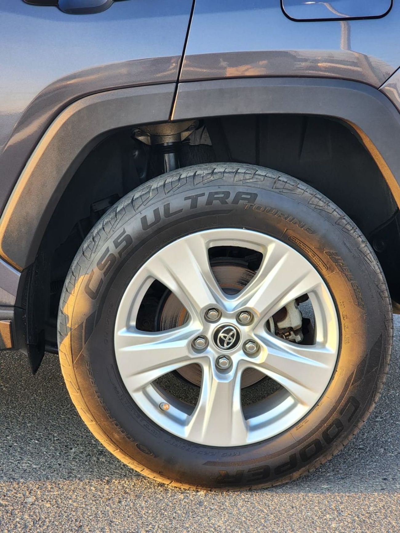 Toyota RAV4 TOYOTA RAV4 LE HYBRID 2019