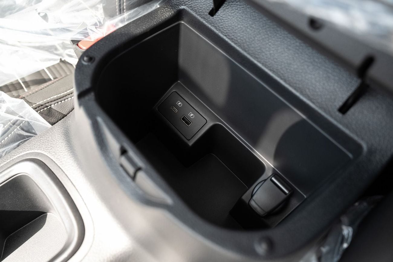 نيسان نافارا PRO-4X Off-Road | 2.5L Diesel 4WD A/T (Only For Export)