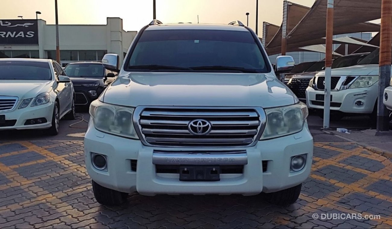 Toyota Land Cruiser VXR FULL OPTION