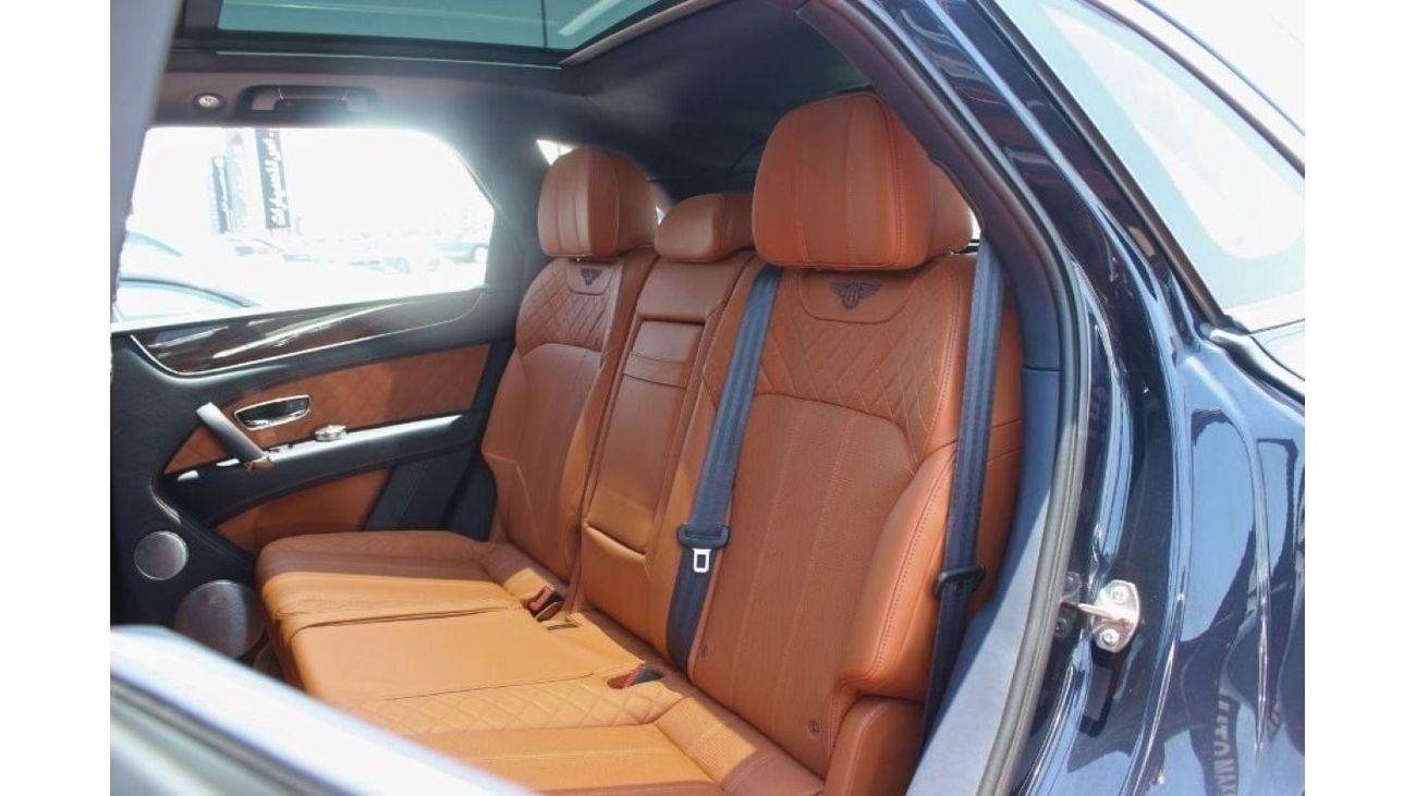 بنتلي بينتايجا Std