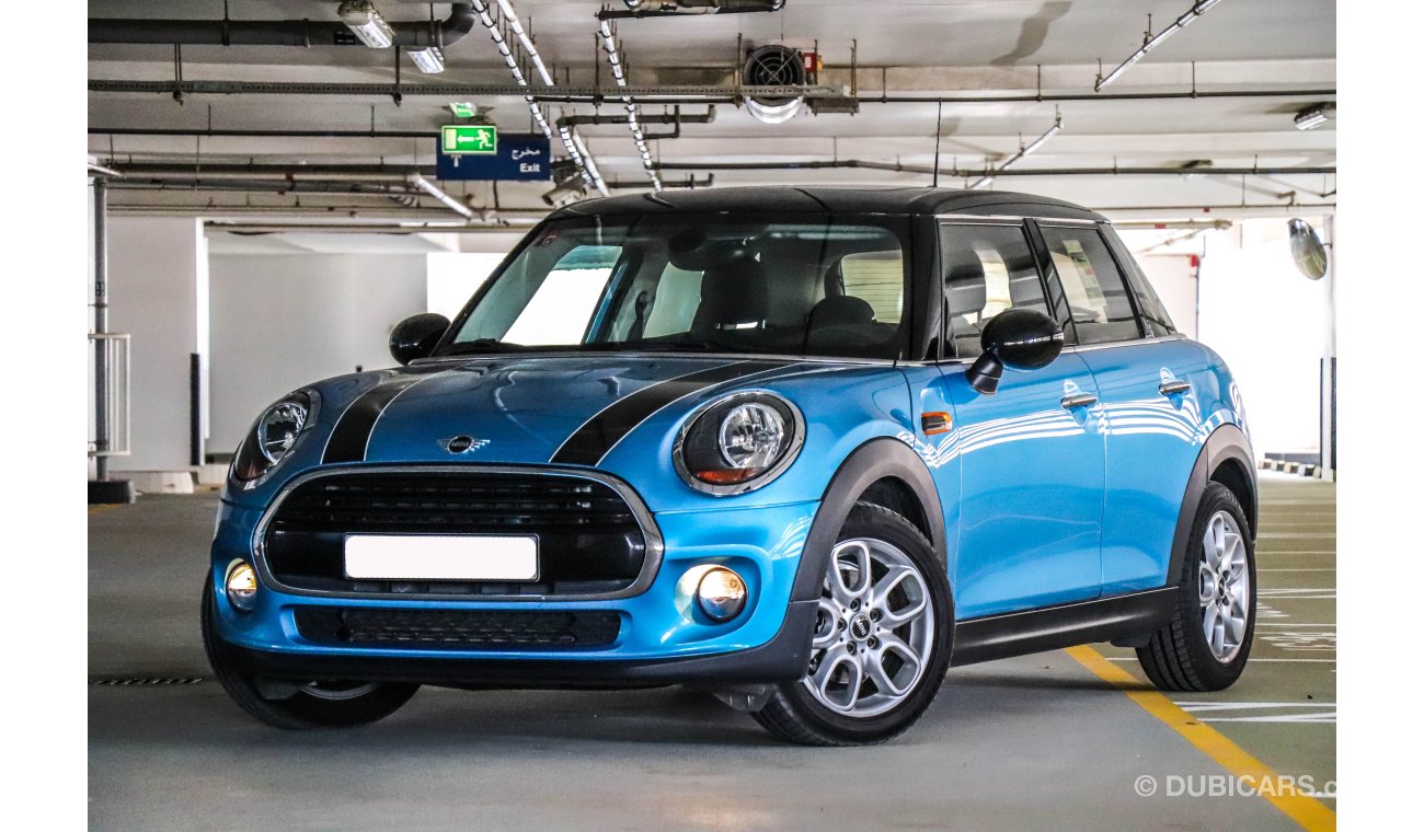 Mini Cooper 5-Door 2019 GCC under Agency Warranty with Zero Down-Payment.