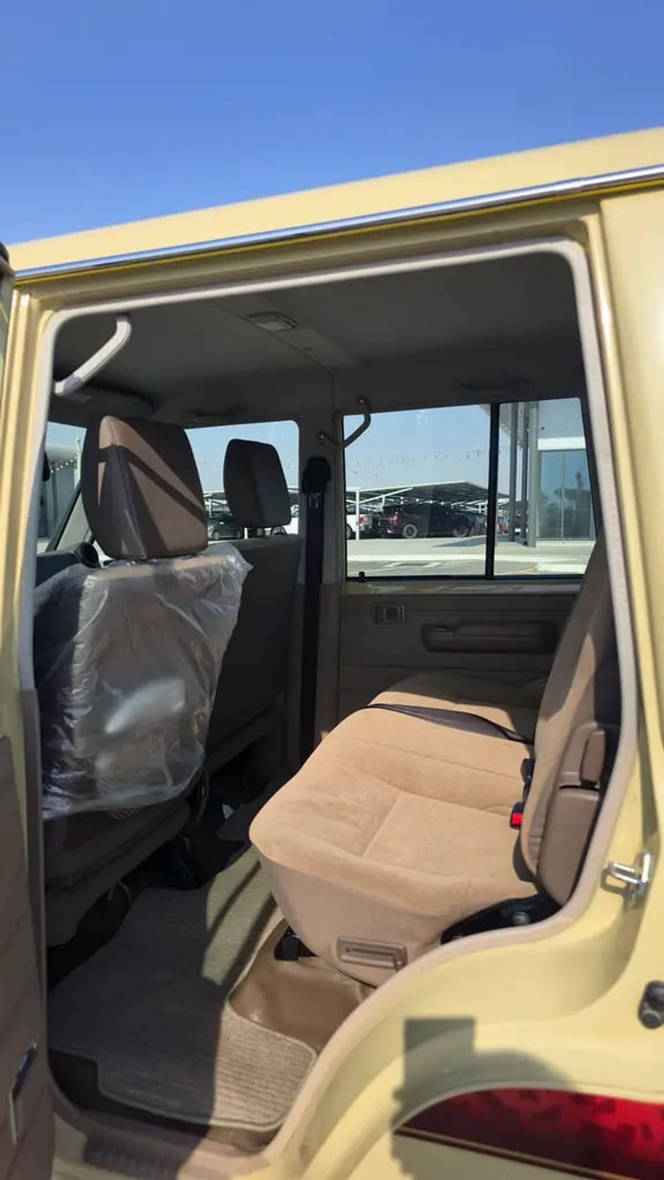 Toyota Land Cruiser 70 LC79 LX Pick-up | GCC Specs