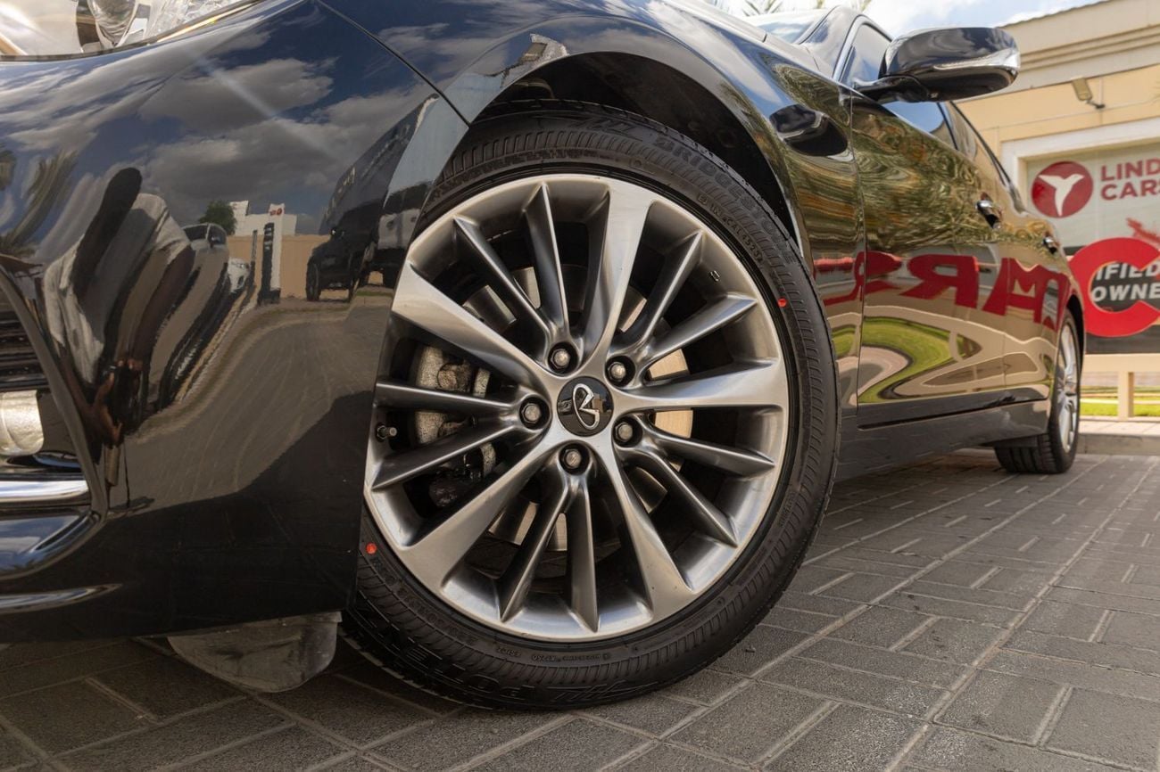 إنفينيتي Q50 Luxe 3.0L