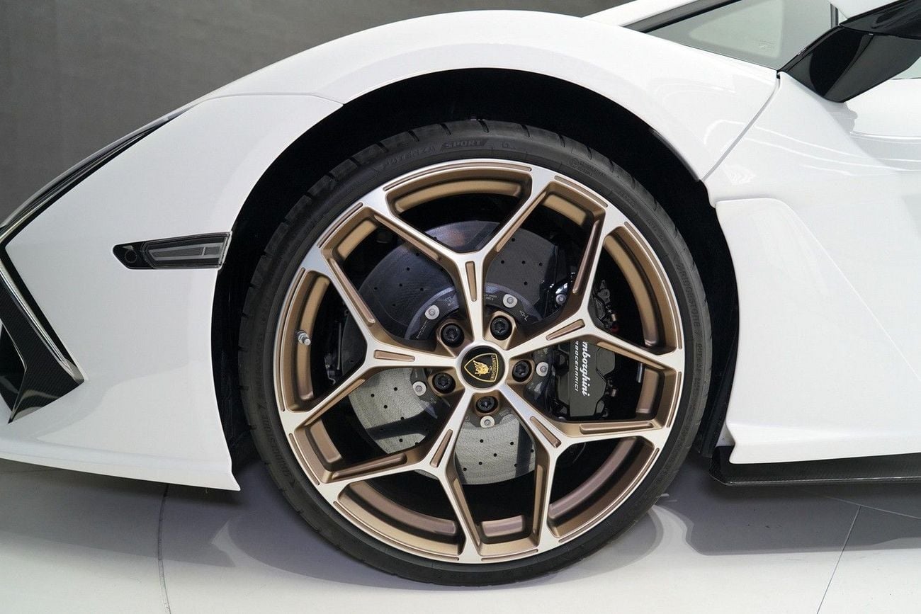 Lamborghini Revuelto STD