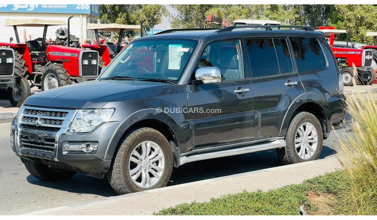 ميتسوبيشي باجيرو 2019 3.2CC, V8/V9, Diesel, [Right-Hand Drive], 7 Seats, 4X4, Automatic, Premium Condition.