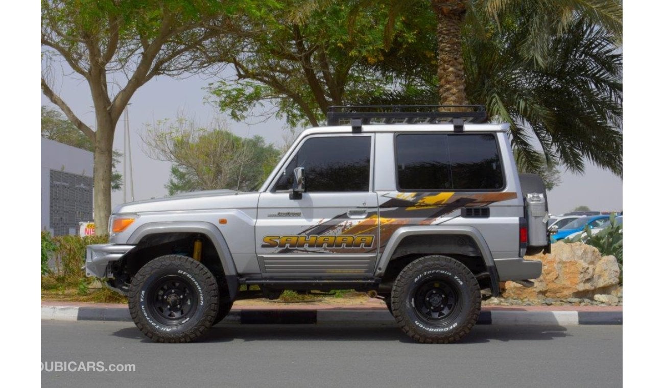 تويوتا لاند كروزر Hardtop V6 4.0L Manual - Sahara Edition