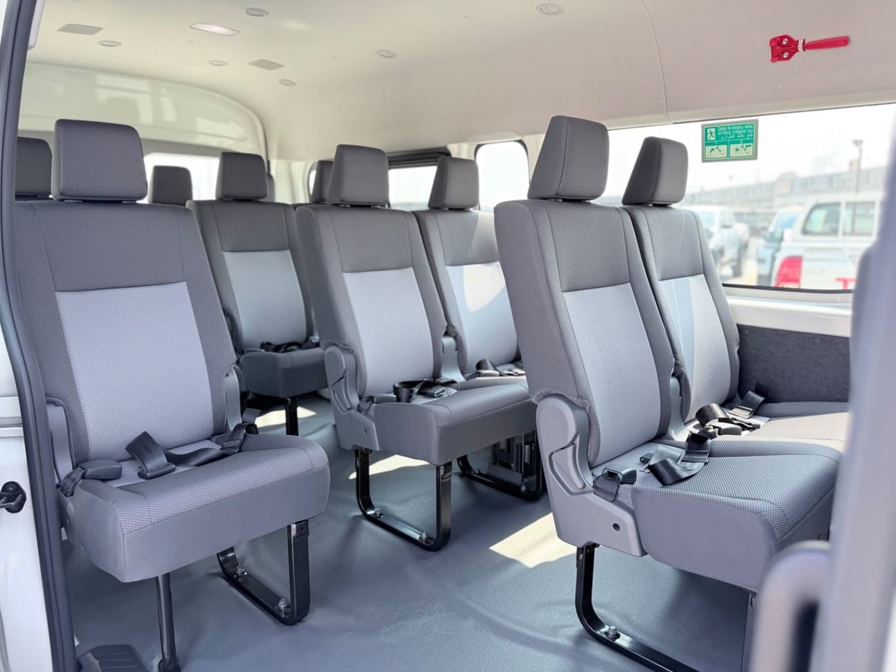 Toyota Hiace GL Toyota Hiace: Fuel type: petrol; Engine capacity: 3.5; Passenger capacity: 11 people