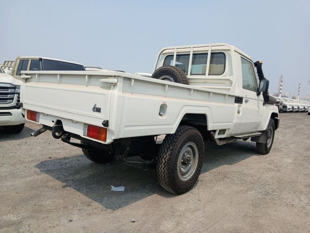 تويوتا لاند كروزر بيك آب Single Cab - 4.2L Diesel Manual - 6 Cylinders - White - ECT0001