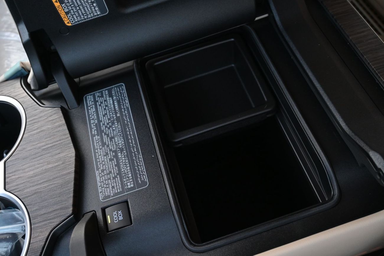 تويوتا لاند كروزر Toyota Land Cruiser VX 4.0L V6 Petrol, 4WD, Model 2024, Color White