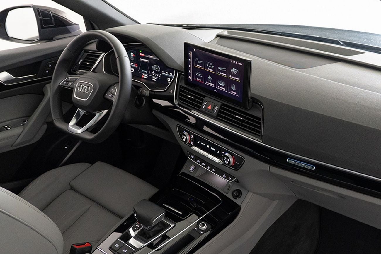 أودي Q5 45 TFSI quattro S Line 2.0L (245 HP) SUV