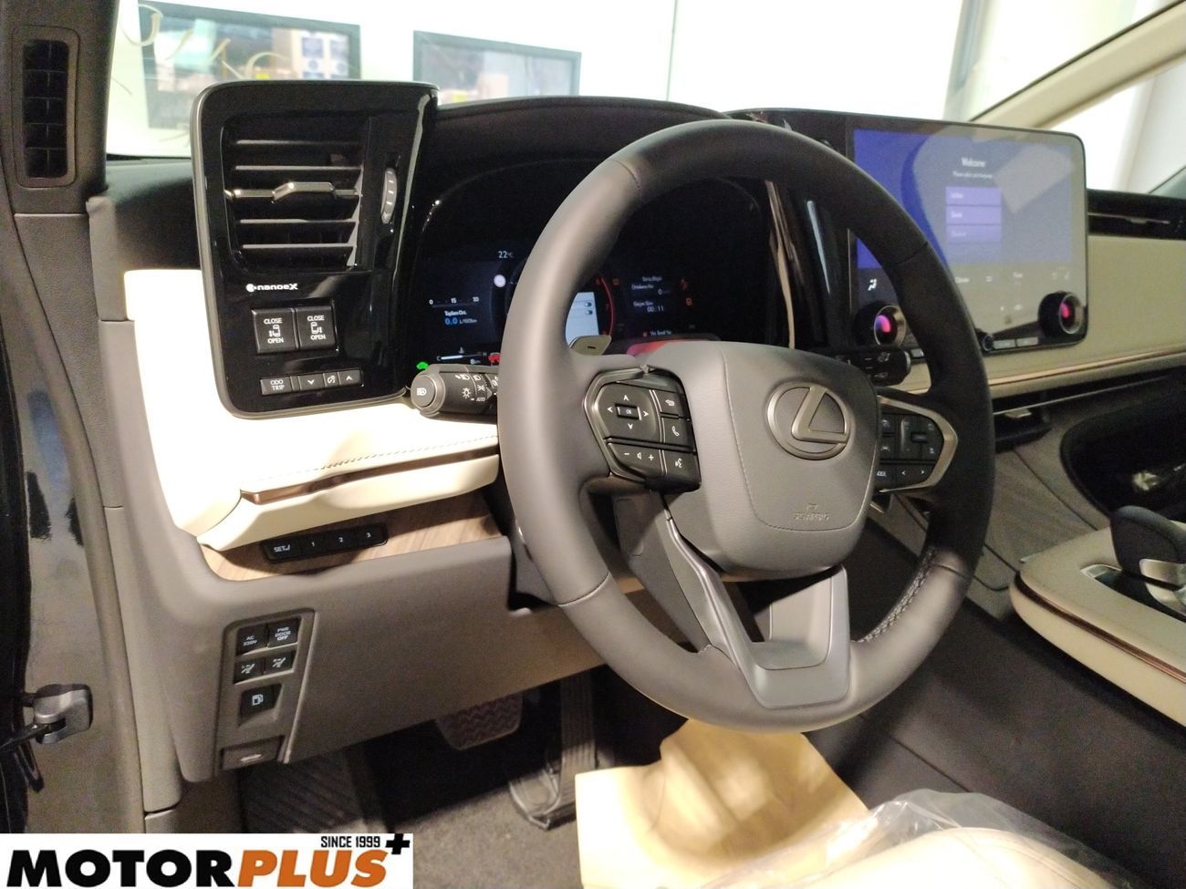 Lexus LM 350h Hybrid 4 Seater 2025 - Ready Stock! Export-only price