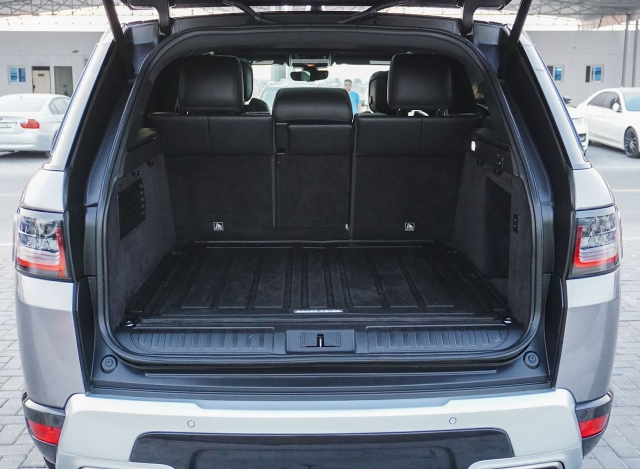 لاند روفر رينج روفر سبورت HSE 3.0L (340 HP)