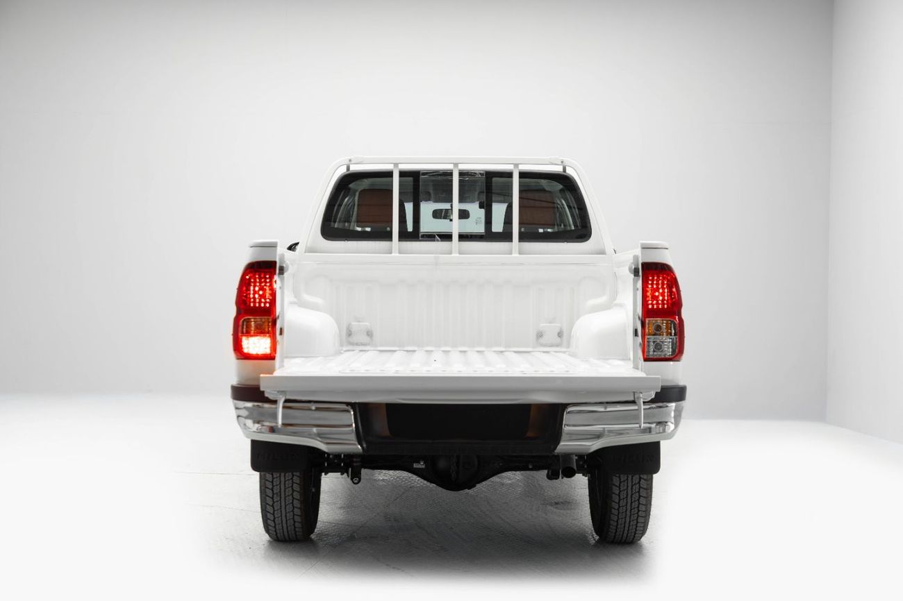Toyota Hilux DLX 2.4L - Super White Inside Maroon | Export Only
