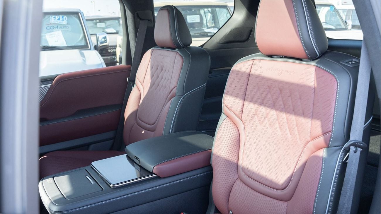 Infiniti QX80 2026 Infiniti QX80 Autograph with Captain Seat (Gray-Red)