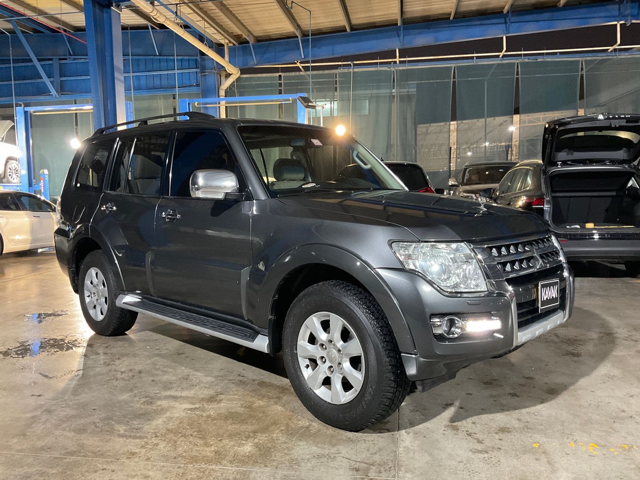 ميتسوبيشي باجيرو GLS Highline | شامل الضمان | 0 ﺪﻔﻋﺓ ﺃﻮﻟﻯ