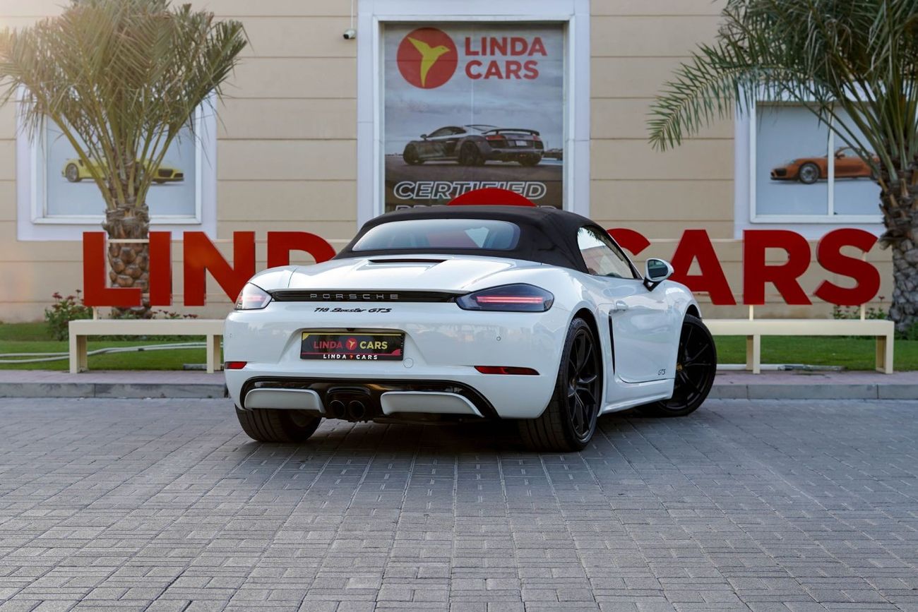 Porsche 718 Boxster Porsche 718 Boxster GTS Convertible 2018 GCC under Warranty with Flexible Down-Payment/ Flood Free.