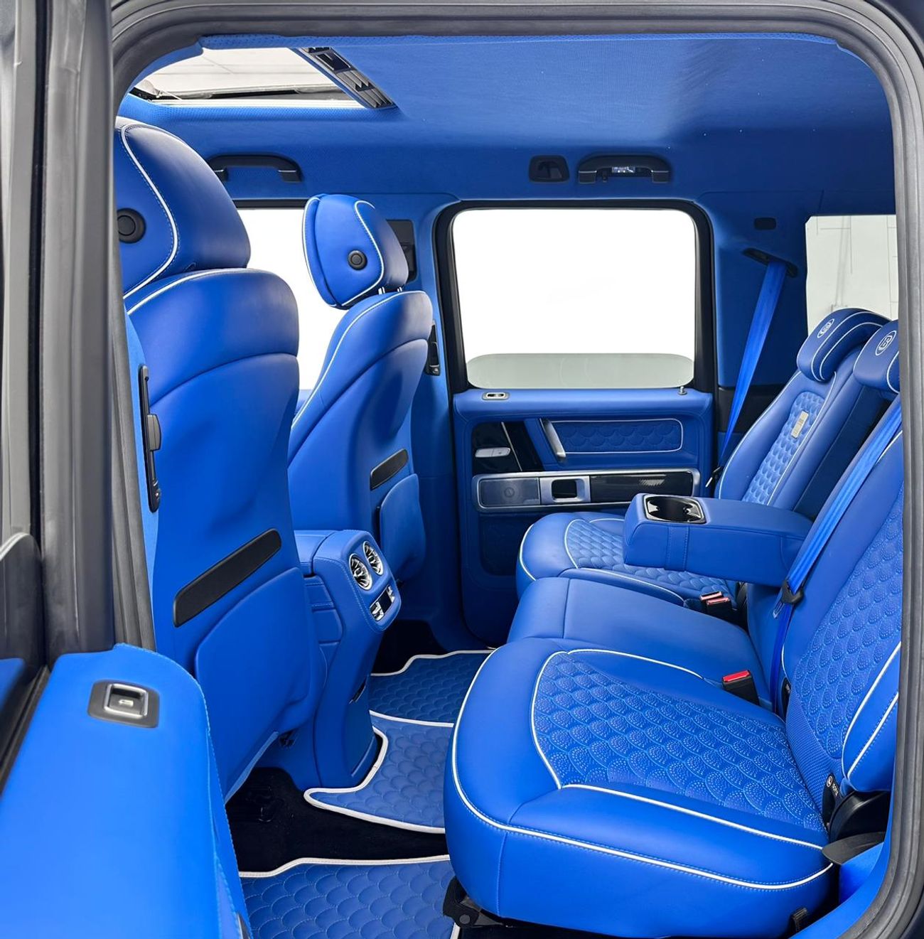 Mercedes-Benz G 63 AMG Std 4.0L 2020 Mercedes-Benz G63 AMG, Brabus Kit, 1 Year Unlimited KM Warranty, Full Service History