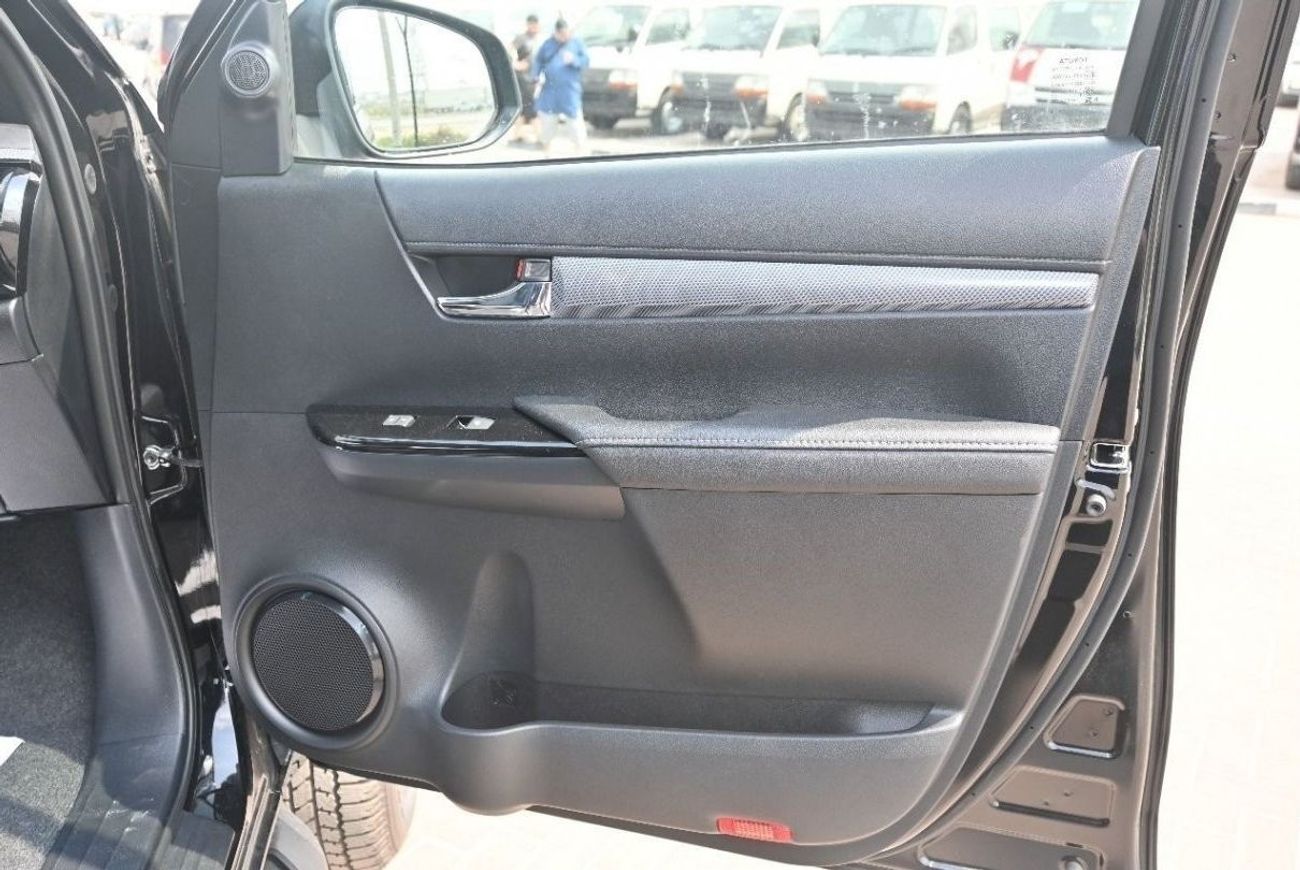 تويوتا هيلوكس TOYOTA HILUX GR SPORT 4.0L V6 ( FULL OPTION ) MODEL 2024