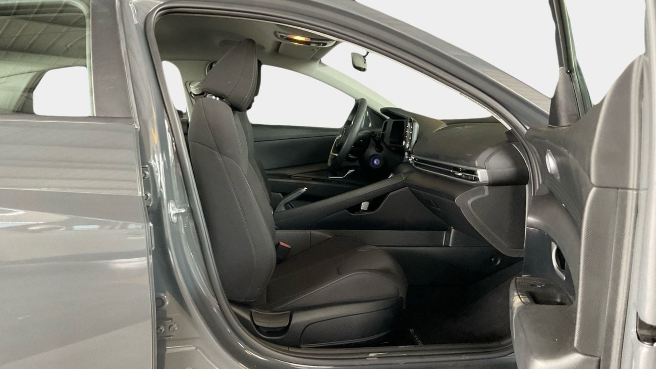 Hyundai Elantra COMFORT 1.6 GL AUTO SMART | Guaranteed Warranty | 0 Down Payment
