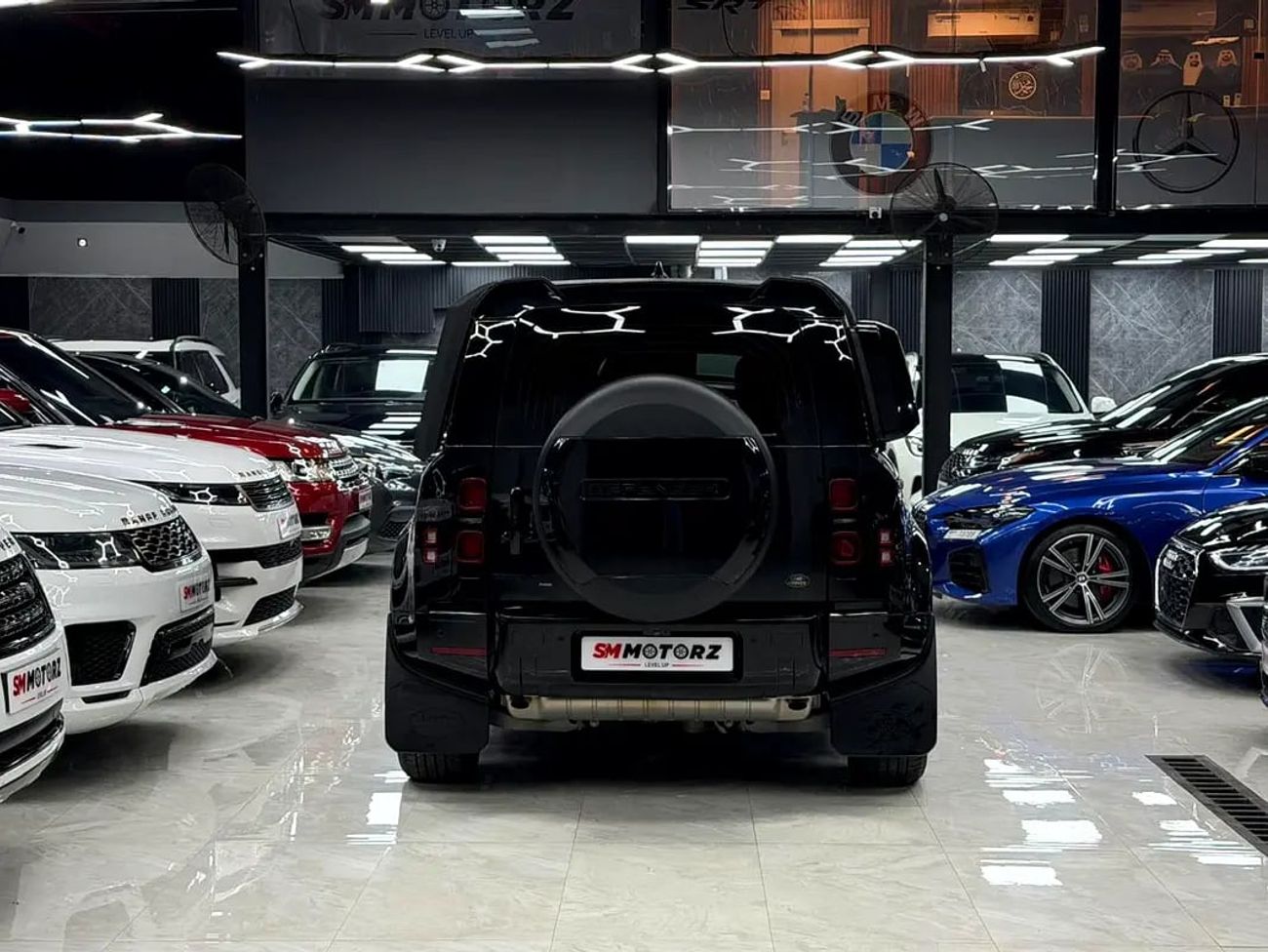 Land Rover Defender 110 HSE (P400) Black Edition | LR Warranty/Service | Full PPF | P400 HSE