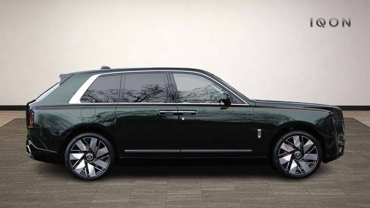 رولز رويس كولينان 6.75 V12 Black Badge Auto 4WD Euro 6 5dr (EXPORT ONLY) Right Hand Drive