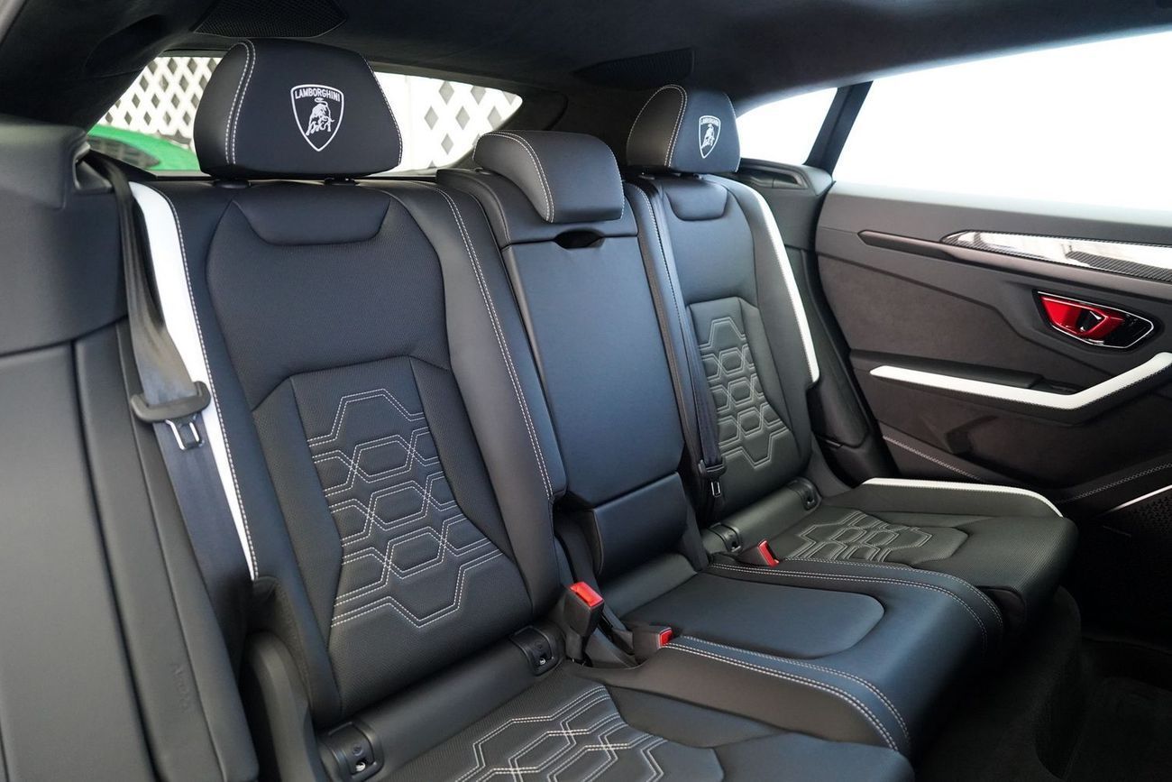 Lamborghini Urus STD 4.0T V8 SE