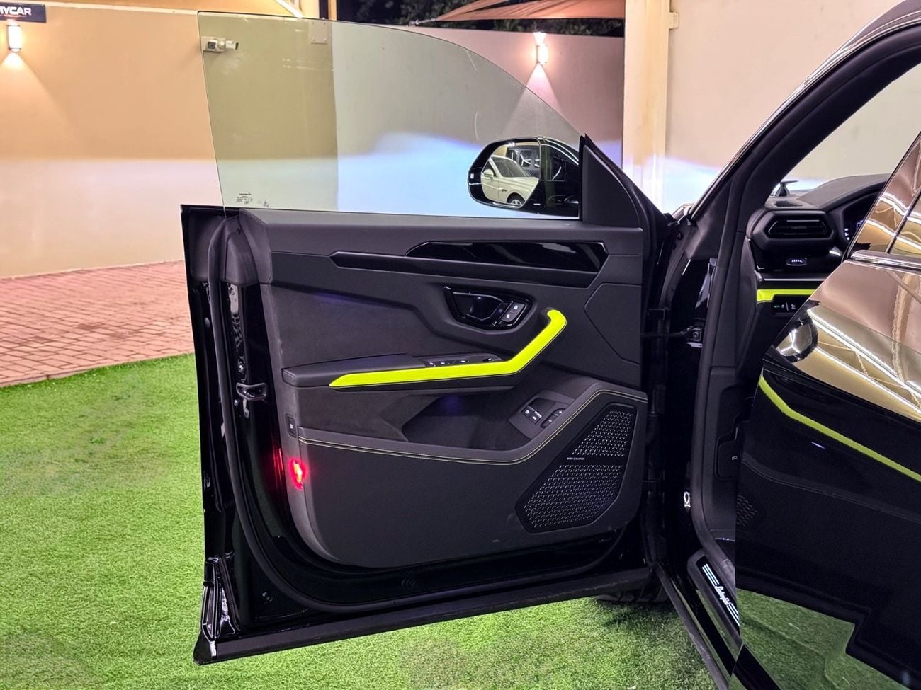 Lamborghini Urus LAMBORGHINI SE 2026 | 800 HP | HIGHWAY ASSITS | NIGHT VISION | HEAD UP | FULL OPTION