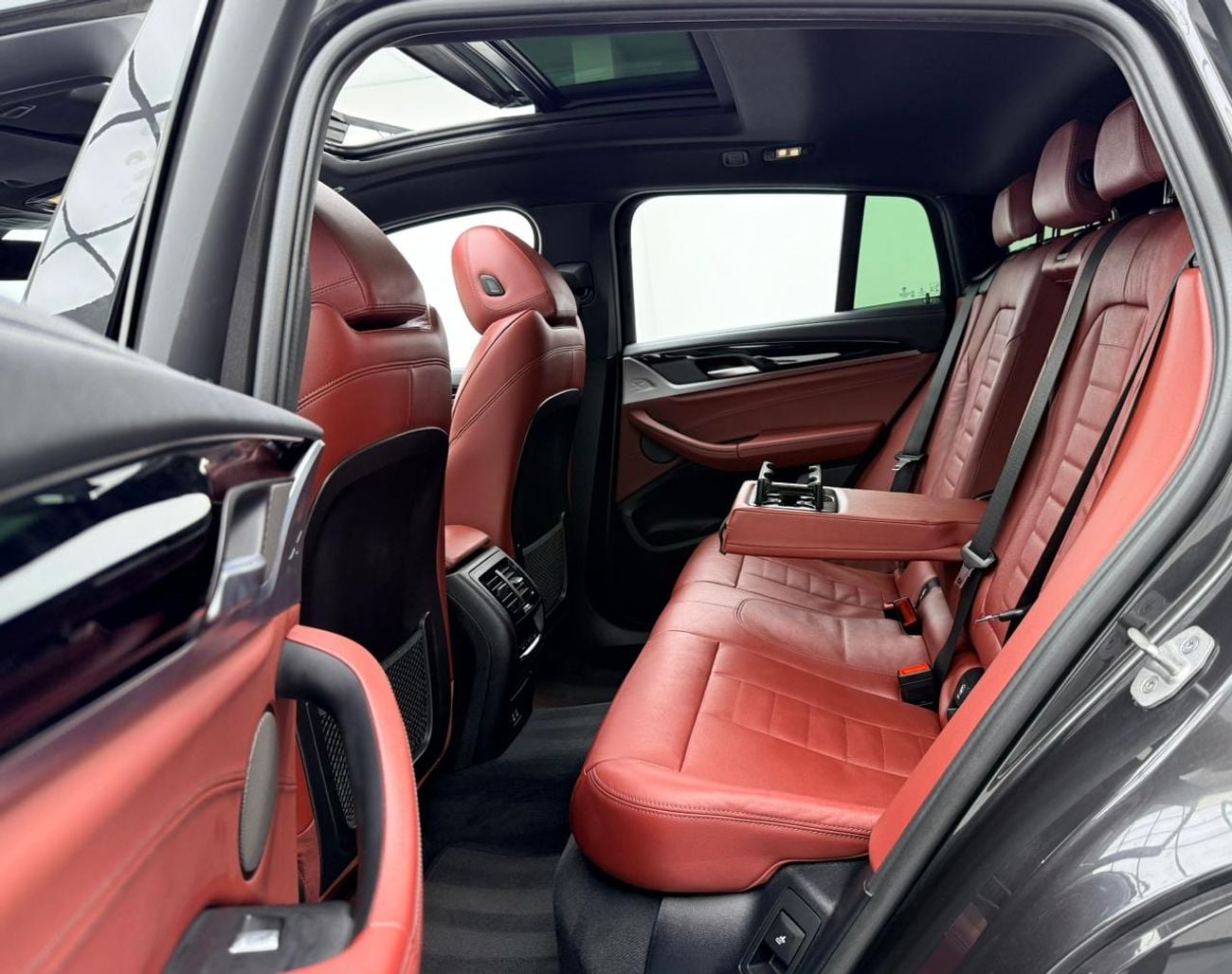 بي أم دبليو X4 2021 BMW X4 xDrive30i M-Sport, Warranty, Full BMW Service History, Excellent Condition, GCC