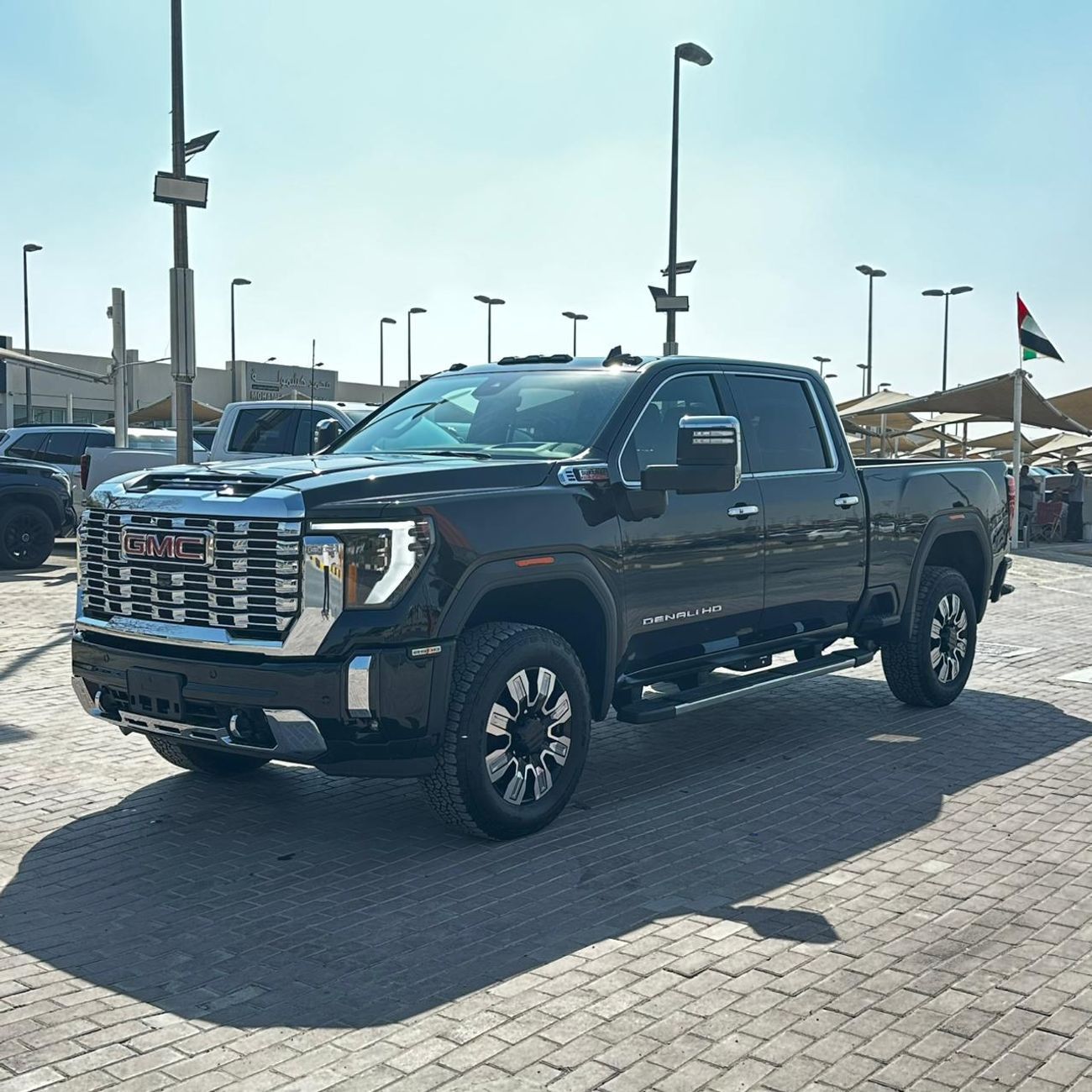جي أم سي سييرا Denali 6.6L Diesel