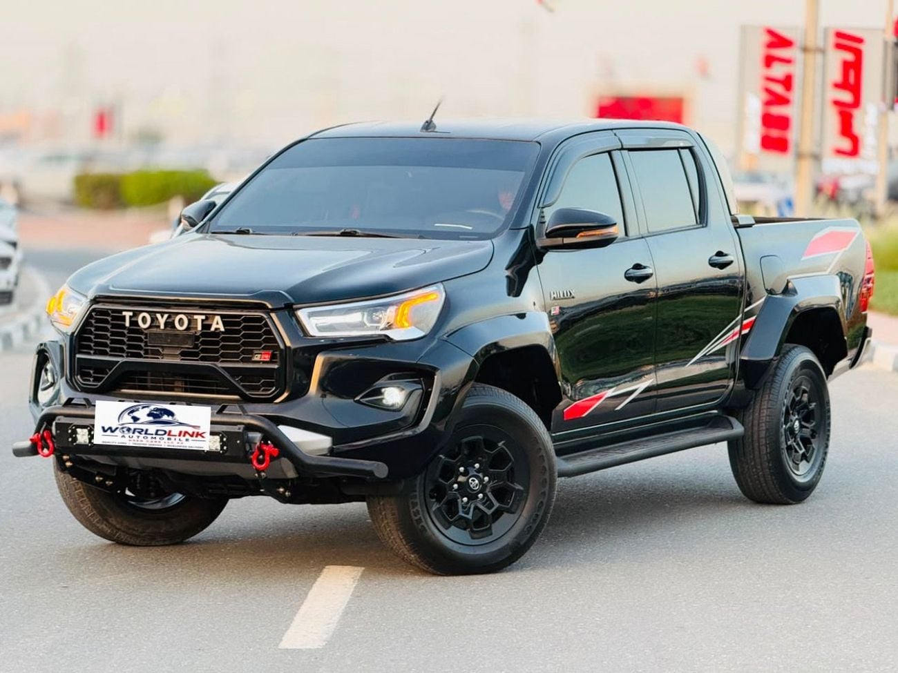 تويوتا هيلوكس Toyota Hilux GR Sport 2.7L V4