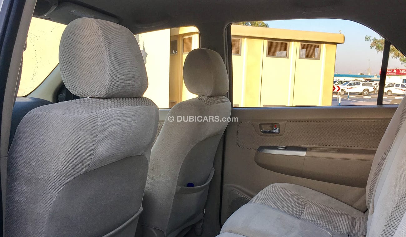 Toyota Fortuner SR5 2.7VVT-I