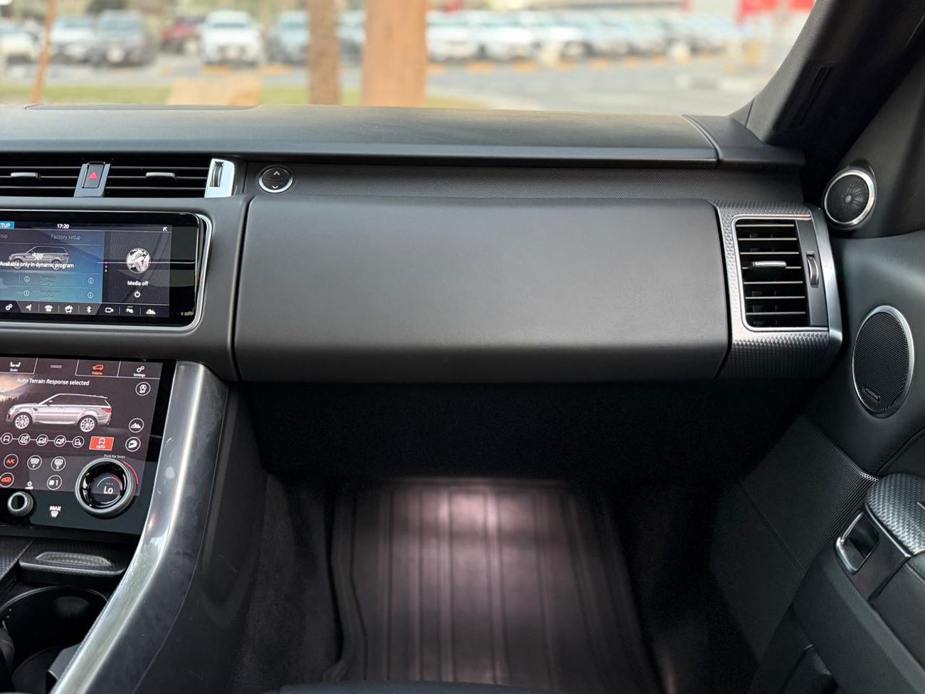 Land Rover Range Rover Sport HSE DYNAMIC 5.0L (525 HP)