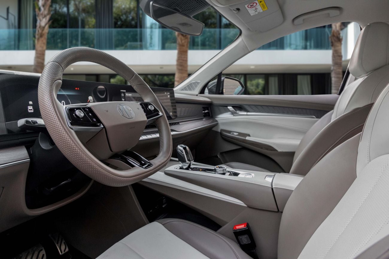 أم جي RX9 Luxury RX9 Luxury | 2,057 P.M | 0% Downpayment | Perfect Condition!