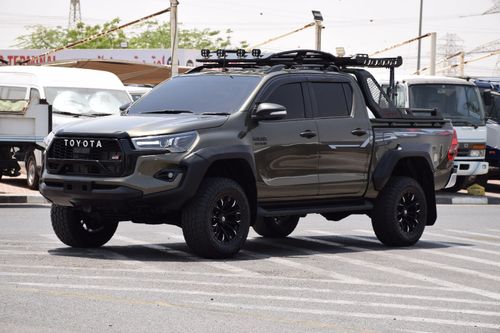 Toyota Hilux S GLX 2.8L AWD M/T