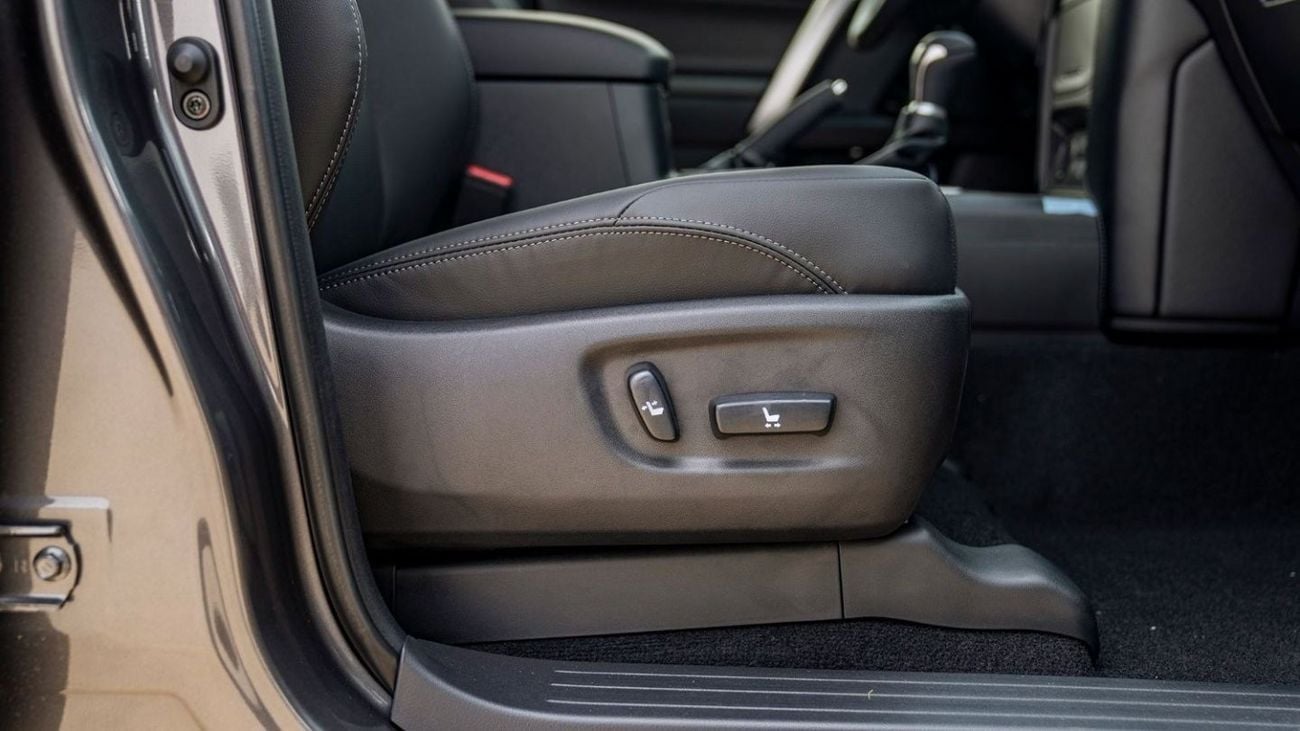 Toyota Prado TOYOTA PRADO VX 4.0P AT MY2023