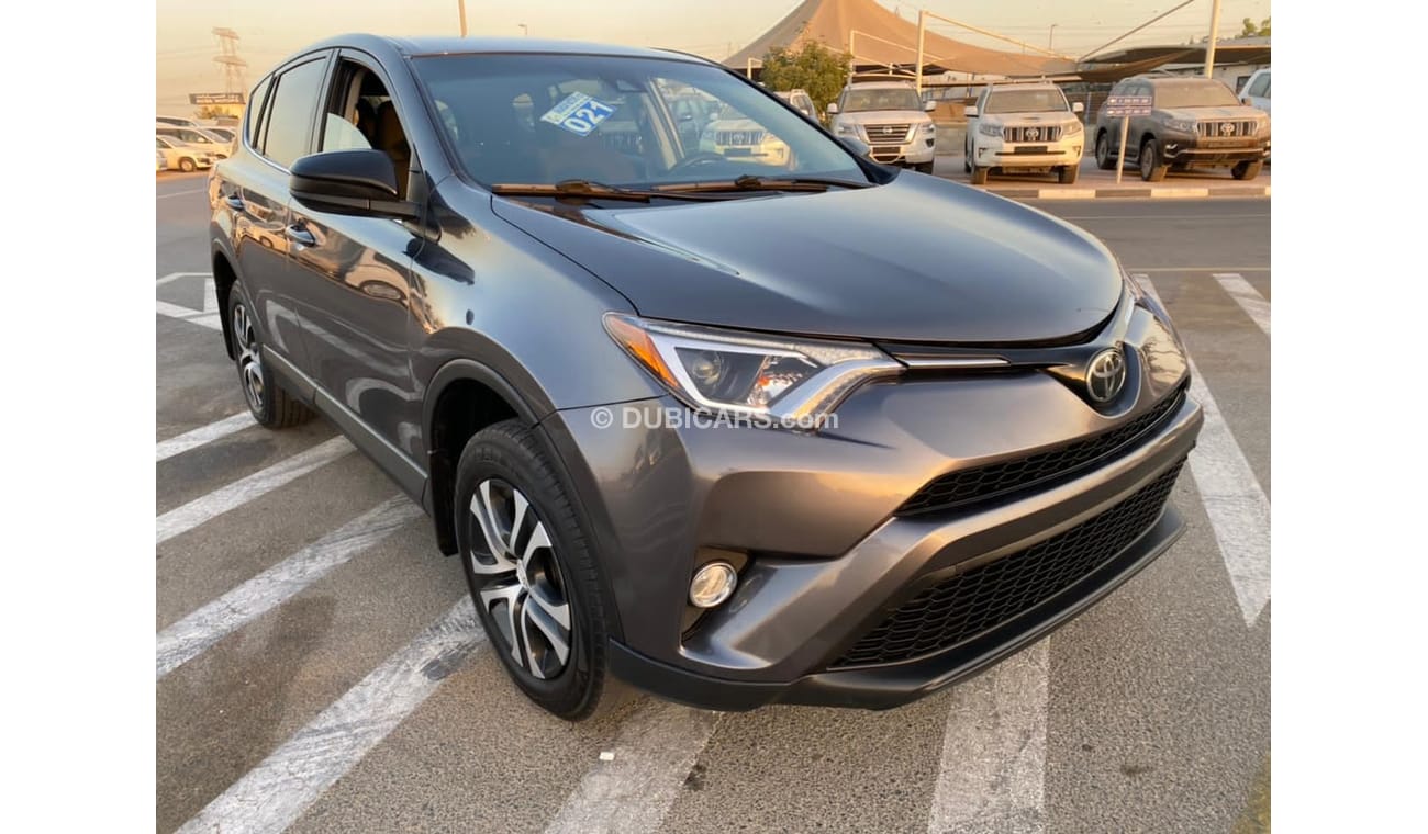 Toyota RAV4 2018 TOYOTA RAV 4 AWD LE MID OPTION