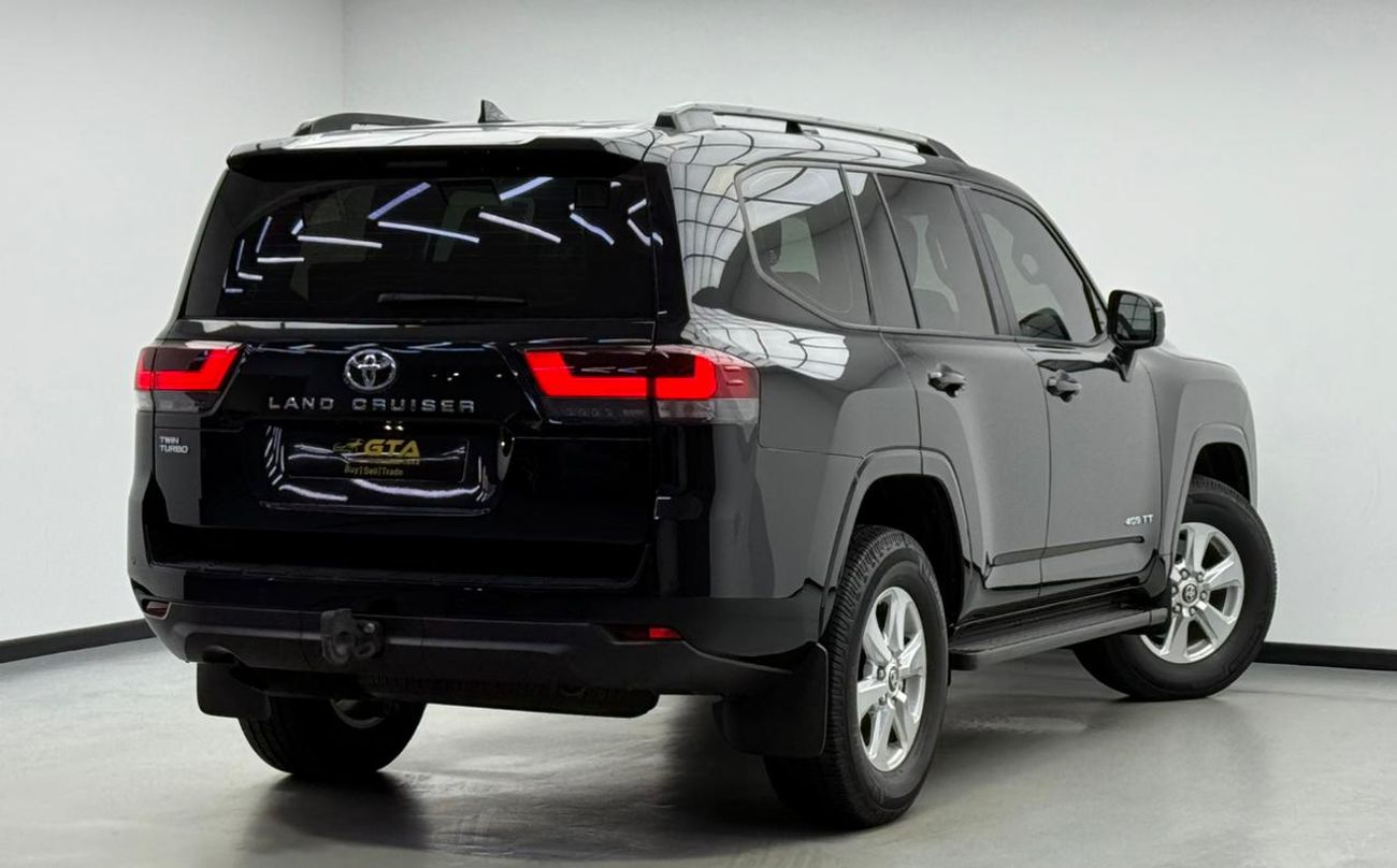 Toyota Land Cruiser EXR 3.5L 2024 Toyota Land Cruiser EXR ,Al Futtaim Warranty ,Full Agency Service History ,GCC