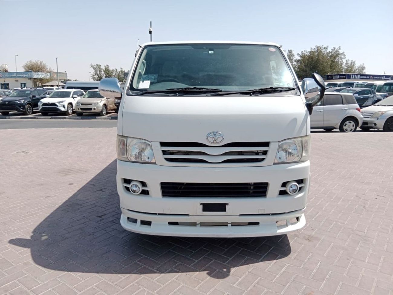 Toyota Hiace TOYOTA HIACE VAN RIGHT HAND DRIVE (PM1317)