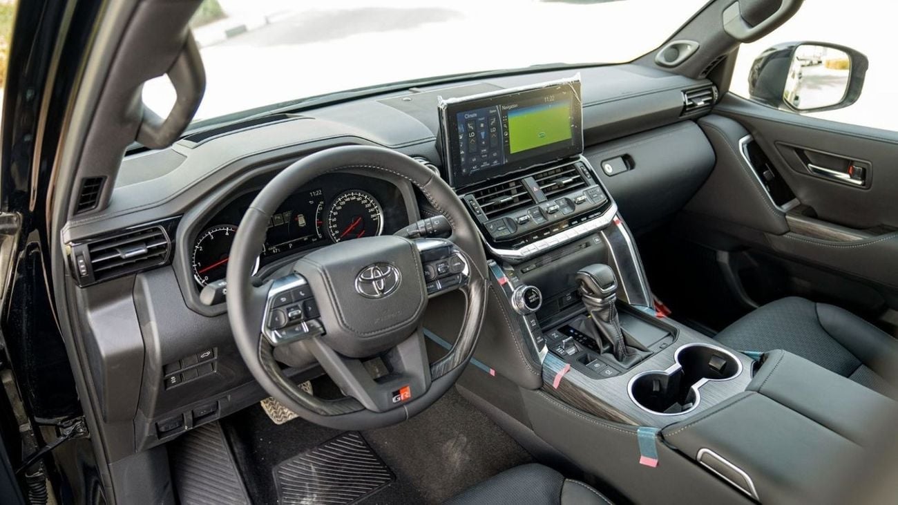 Toyota Land Cruiser GR SPORT 3.3D AT MY2023 – BLACK