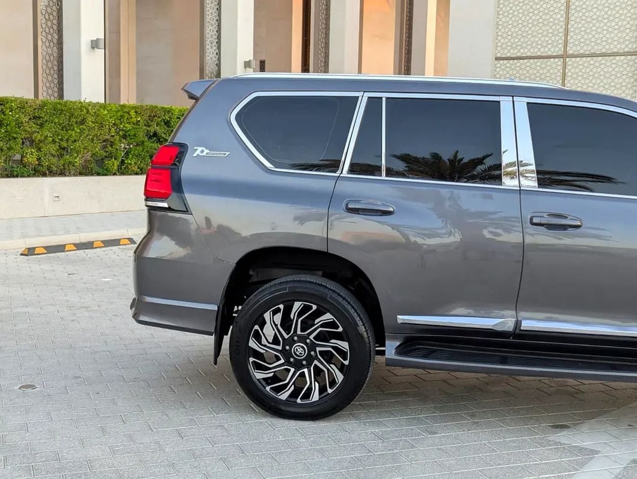 Toyota Prado TX-L Facelifted | Full Option | V6 4.0L | GCC Specs | Excellent Condition