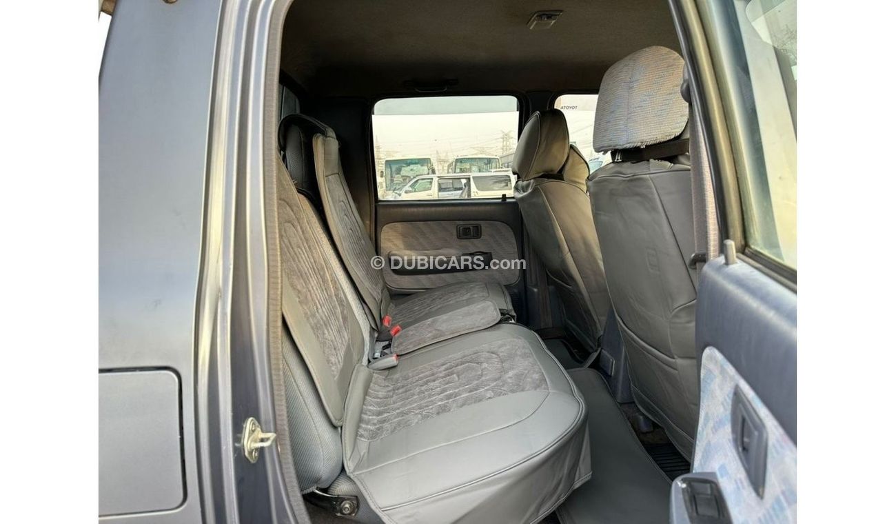 Toyota Hilux 1998 MANUAL | DIESEL 3.0L | DOUBLE CAB | SPORTS BAR | SIDE STEPS & SUN VISORS | GOOD CONDITION