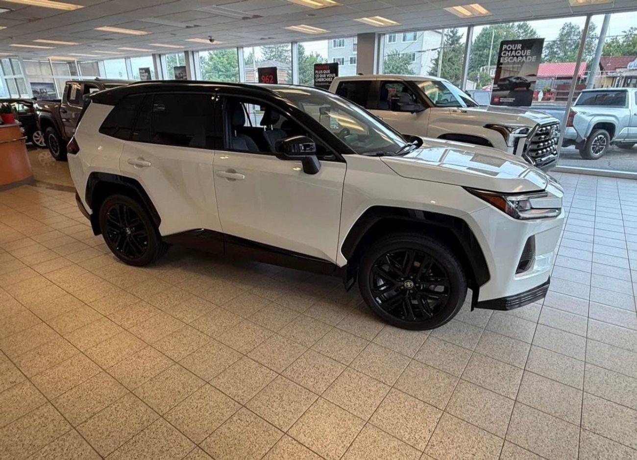Toyota RAV4 XSE HEV