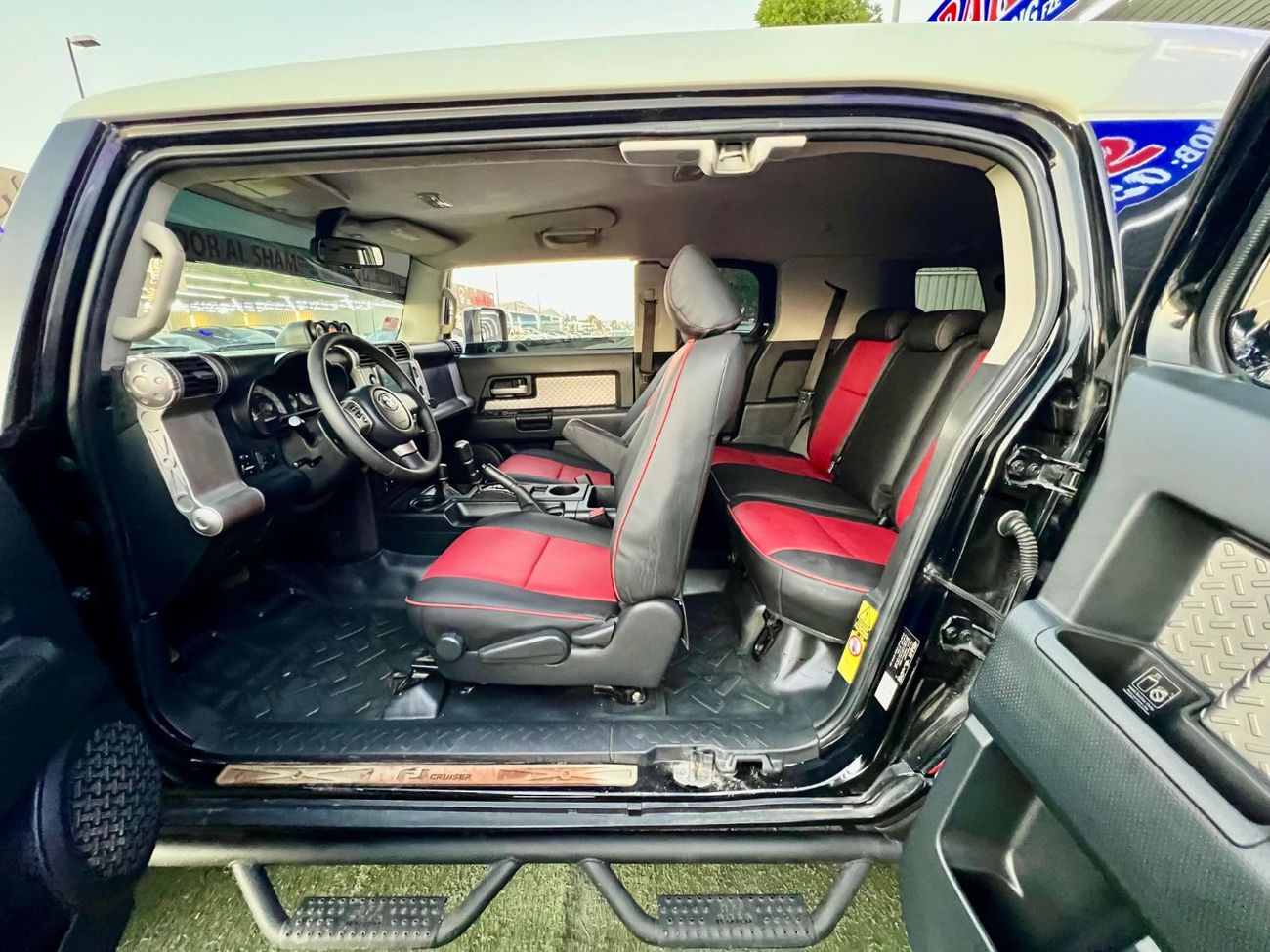 Toyota FJ Cruiser Extreme 4.0L (270 HP) gcc full option