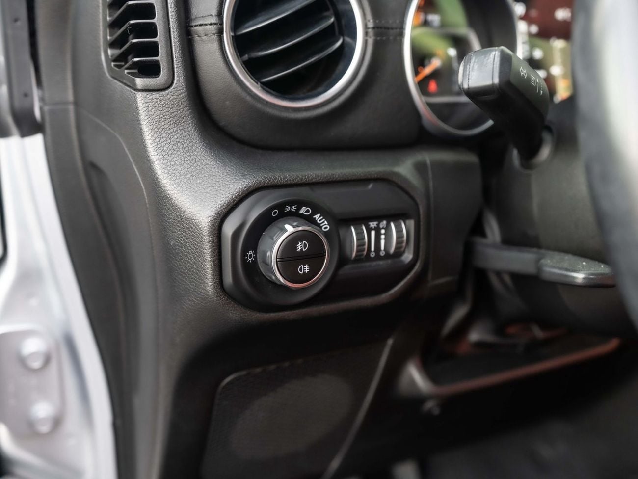 Jeep Wrangler SAHARA